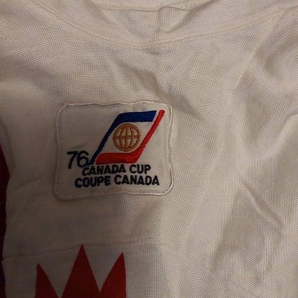 RARE Vintage 1976 Canada Cup Jersey - Picture 3 of 3